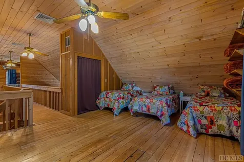 910 Hwy 107 N Cashiers NC 28717