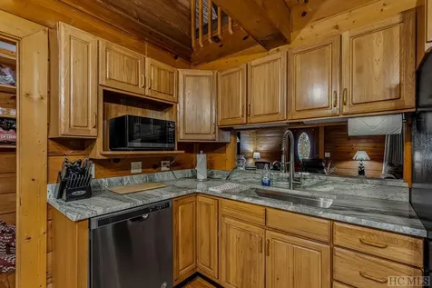 910 Hwy 107 N Cashiers NC 28717