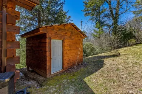 910 Hwy 107 N Cashiers NC 28717