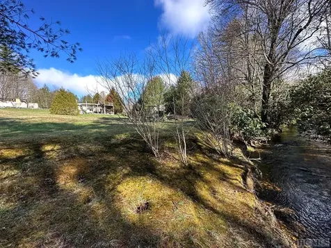 40 Mountain Brook Way Highlands NC 28741