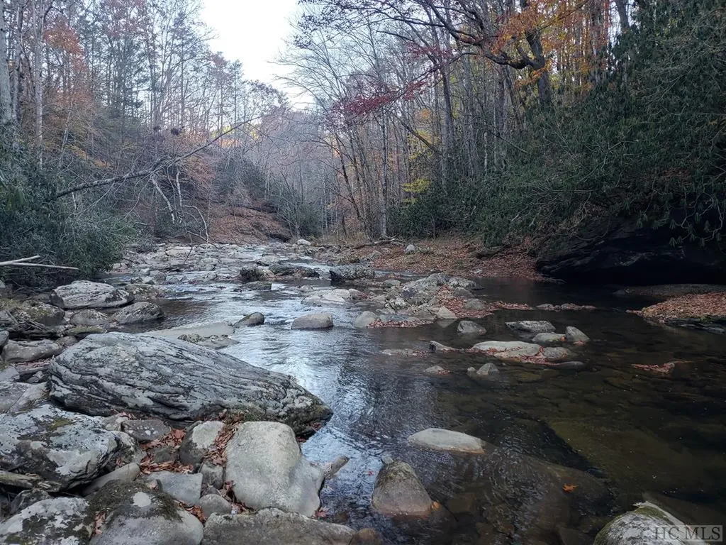 13 Hares Ear Tuckasegee NC 28783