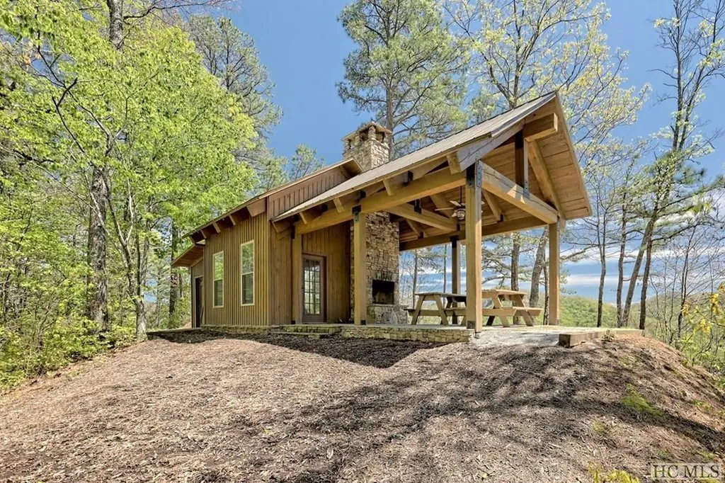 13 Hares Ear Tuckasegee NC 28783