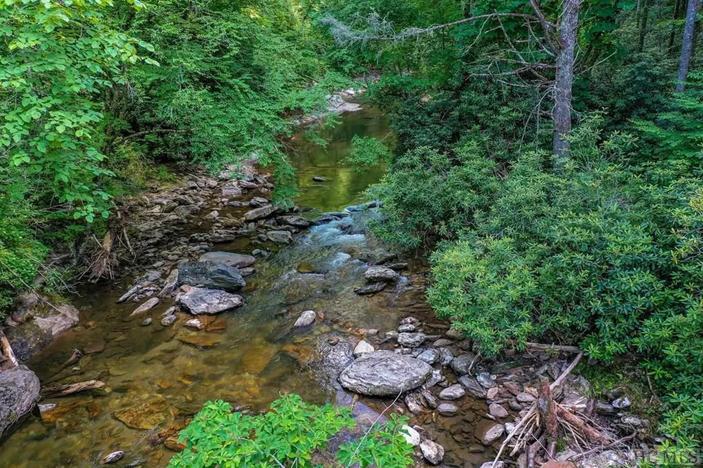 13 Hares Ear Tuckasegee NC 28783