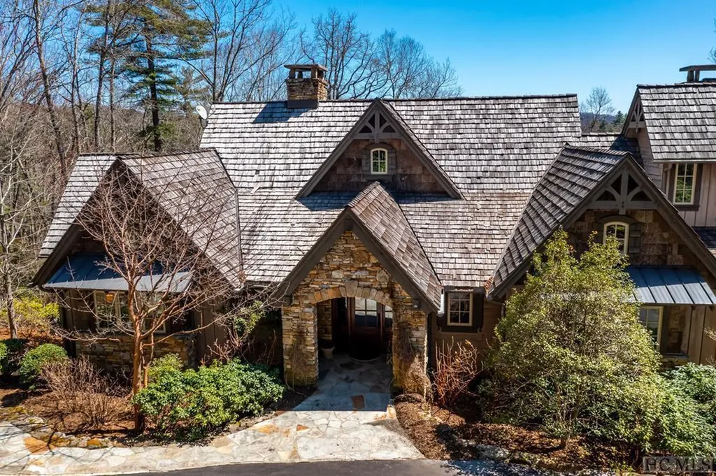 872 Cross Creek Trail Cullowhee NC 28723