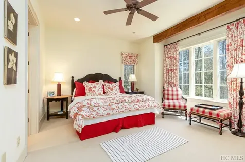 872 Cross Creek Trail Cullowhee NC 28723