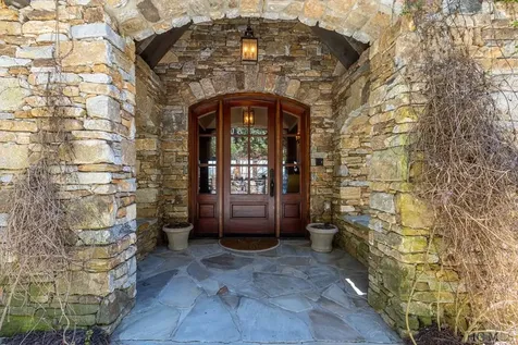 872 Cross Creek Trail Cullowhee NC 28723
