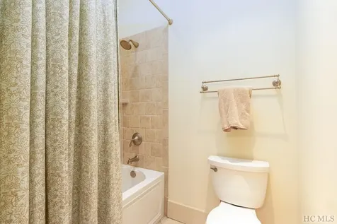 872 Cross Creek Trail Cullowhee NC 28723