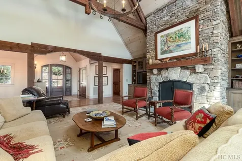 872 Cross Creek Trail Cullowhee NC 28723