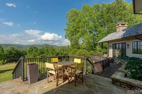82 Drystack Way Cashiers NC 28717