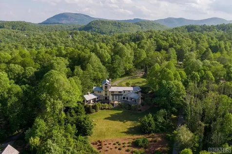 82 Drystack Way Cashiers NC 28717
