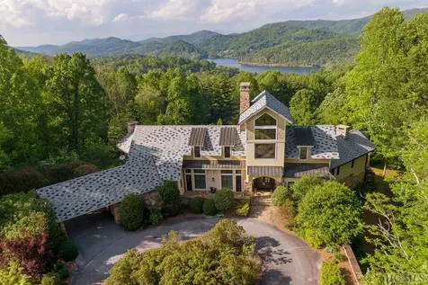 82 Drystack Way Cashiers NC 28717