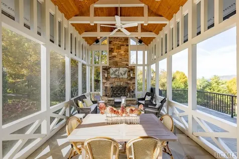 82 Drystack Way Cashiers NC 28717