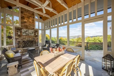 82 Drystack Way Cashiers NC 28717