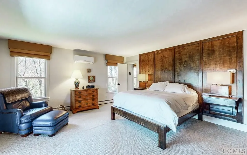 34 Spruce Lane Highlands NC 28741