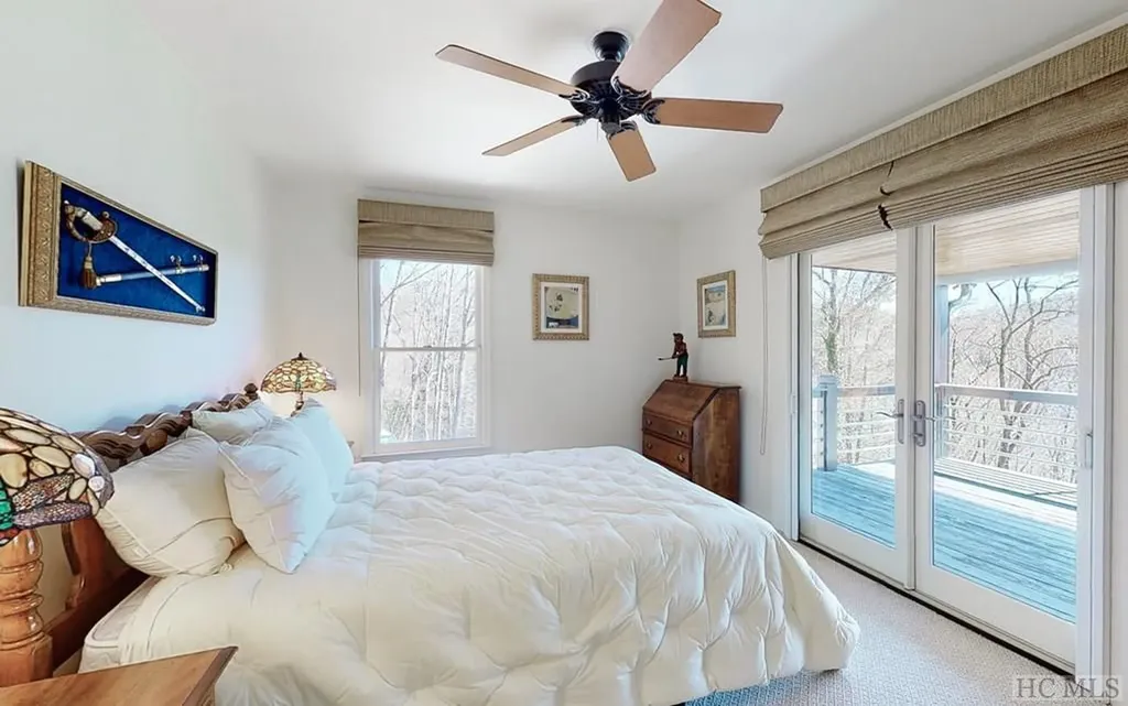 34 Spruce Lane Highlands NC 28741