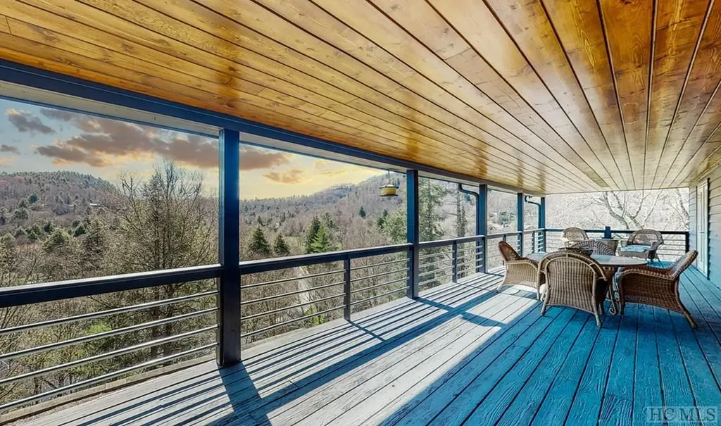 34 Spruce Lane Highlands NC 28741