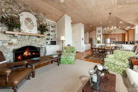 562 Panther Ridge Road Lake Toxaway NC 28747
