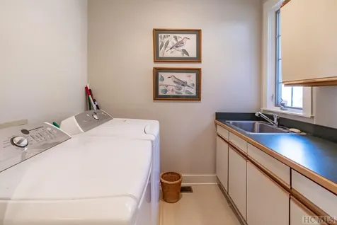 562 Panther Ridge Road Lake Toxaway NC 28747