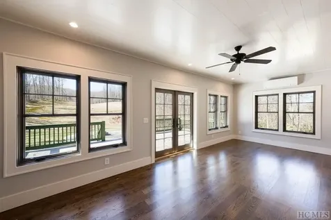 336 Firesong Lane Glenville NC 28736