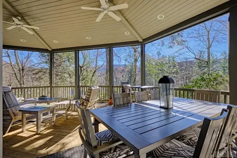 113 Lake Court Highlands NC 28741