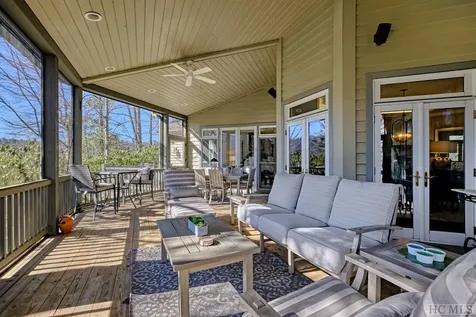 113 Lake Court Highlands NC 28741