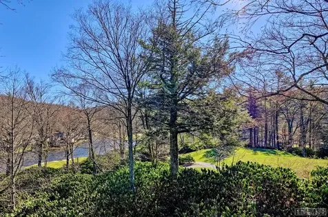 113 Lake Court Highlands NC 28741