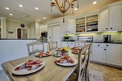 113 Lake Court Highlands NC 28741