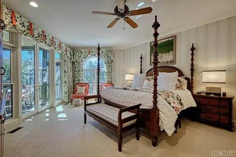 113 Lake Court Highlands NC 28741