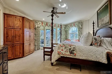 113 Lake Court Highlands NC 28741