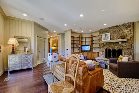 113 Lake Court Highlands NC 28741
