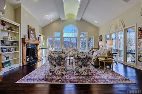 113 Lake Court Highlands NC 28741