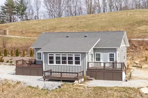 76 Stardust Way Glenville NC 28736