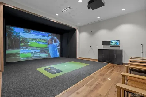 346 Triple Farm Cashiers NC 28717