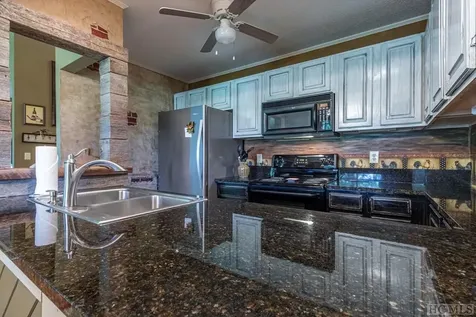 138 Racquet Club Villas Drive Sapphire NC 28774