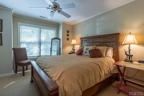 138 Racquet Club Villas Drive Sapphire NC 28774