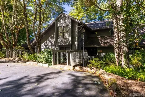 138 Racquet Club Villas Drive Sapphire NC 28774