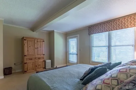 138 Racquet Club Villas Drive Sapphire NC 28774
