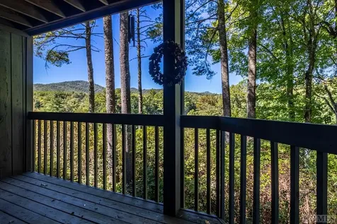 138 Racquet Club Villas Drive Sapphire NC 28774