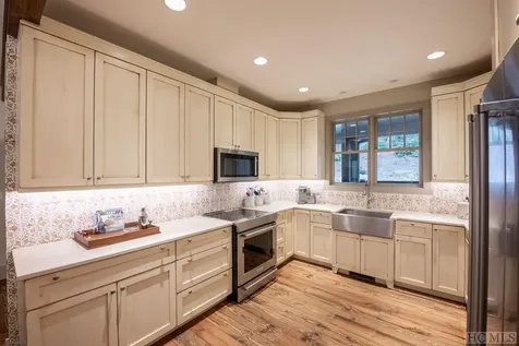 11 Brook Trout Trail Cashiers NC 28717