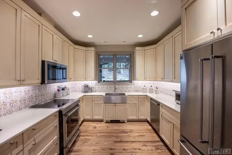 11 Brook Trout Trail Cashiers NC 28717