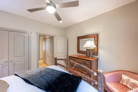 11 Brook Trout Trail Cashiers NC 28717