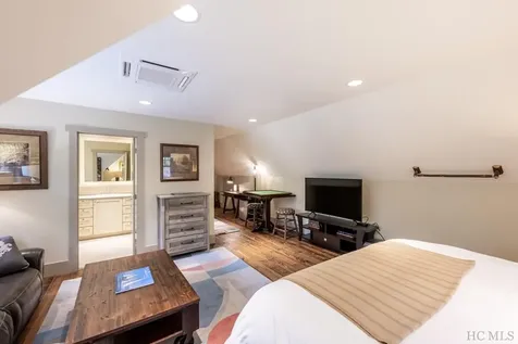 11 Brook Trout Trail Cashiers NC 28717