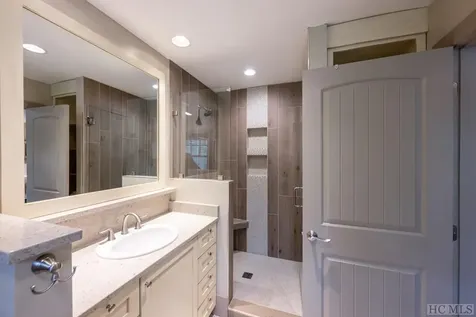 11 Brook Trout Trail Cashiers NC 28717