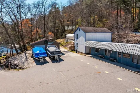 4769 Highway 107 Glenville NC 28736