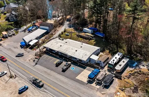 4769 Highway 107 Glenville NC 28736