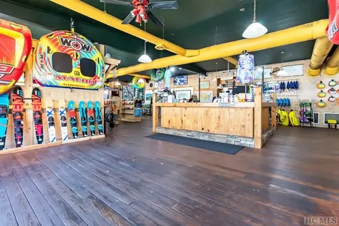 4769 Highway 107 Glenville NC 28736