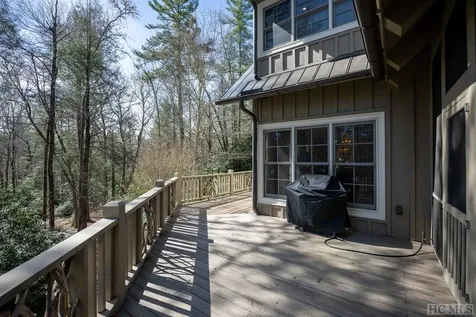 96 Mahalo Lane Cullowhee NC 28723