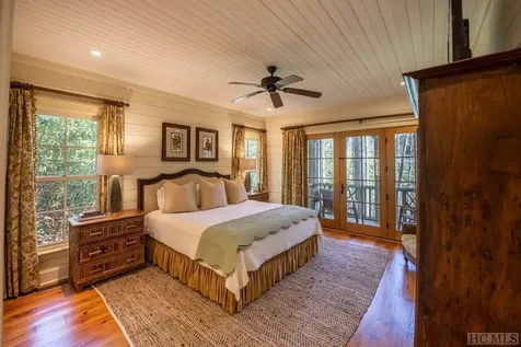 96 Mahalo Lane Cullowhee NC 28723