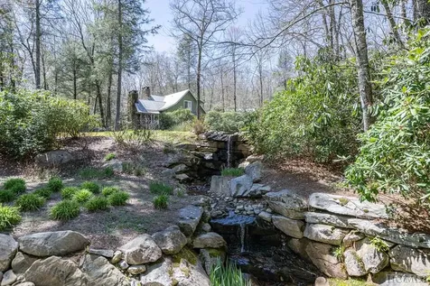 96 Mahalo Lane Cullowhee NC 28723