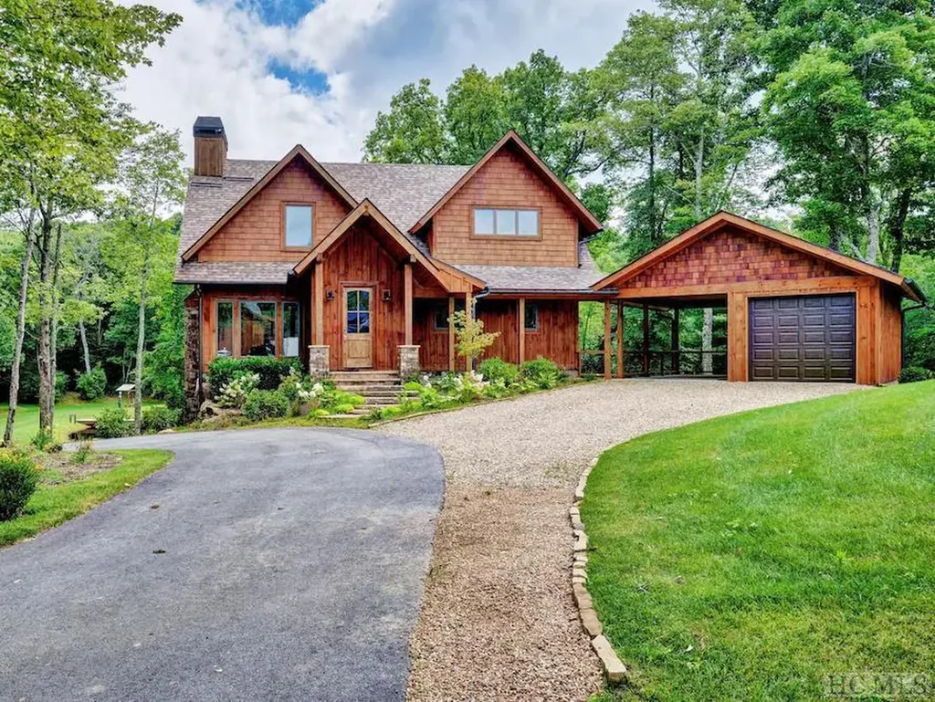 380 Outpost Trail Glenville NC 28736